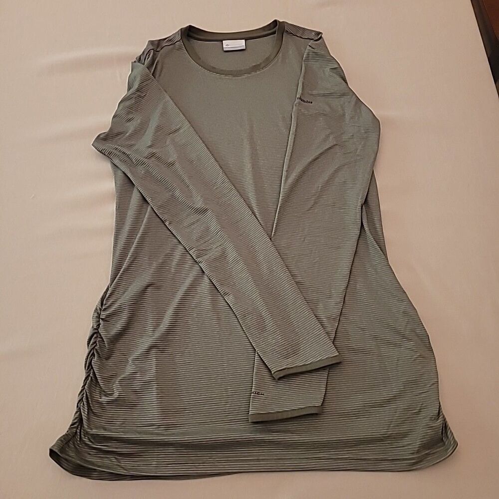 Columbia Women’s Long Sleeve Omni-Wick Top Olive Stripe Hiking Outdoor Sz Large